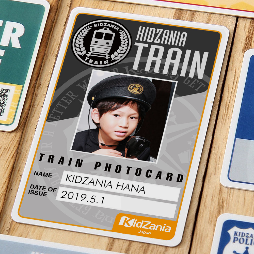 大切な思い出で作るオリジナルフォトグッズ キッザニア フォトサービス 電車 甲子園のみ